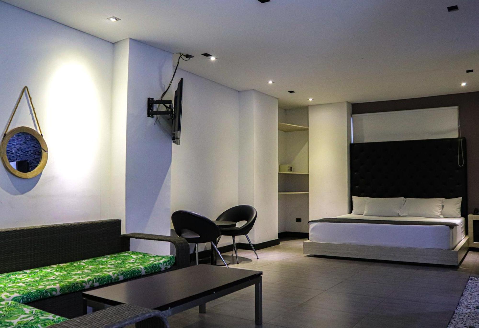 Hotel 47 Medellin Center Exteriör bild