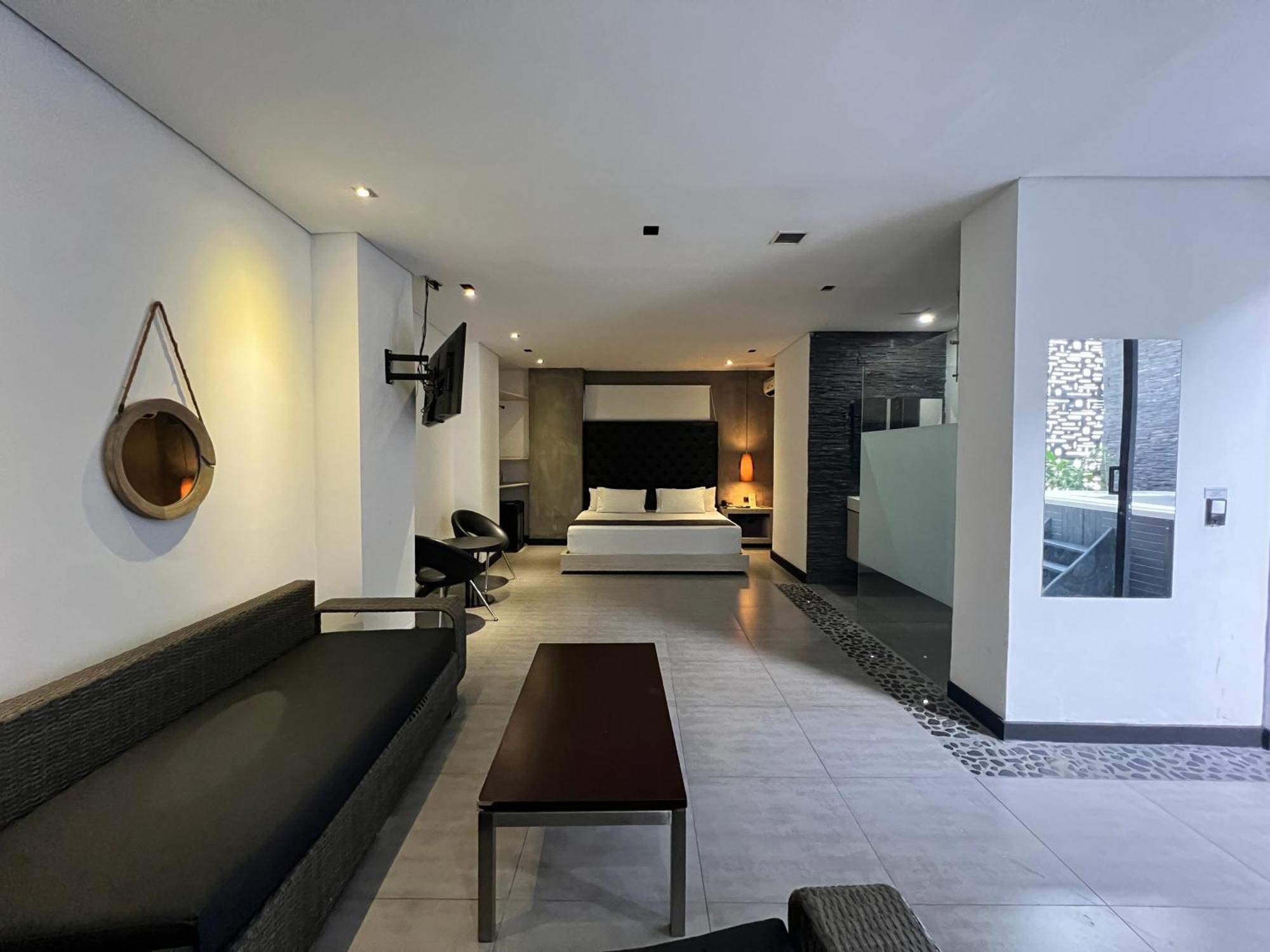 Hotel 47 Medellin Center Exteriör bild