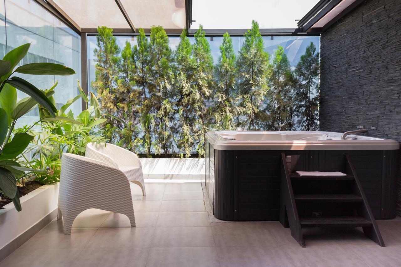 Hotel 47 Medellin Center Exteriör bild